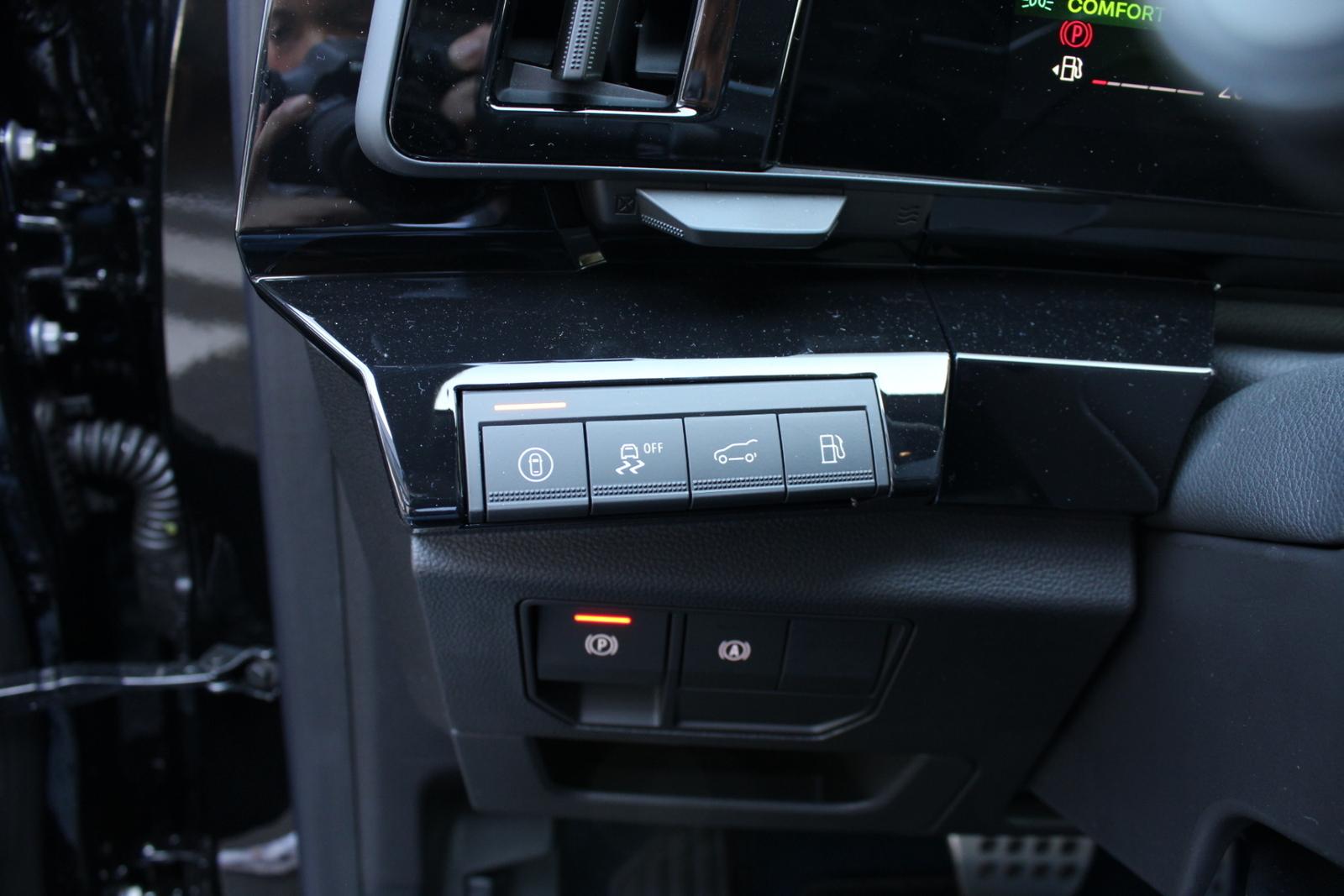 Renault Rafale 300 Plug-in Hybrid 4x4 Esp Alp mit AHK