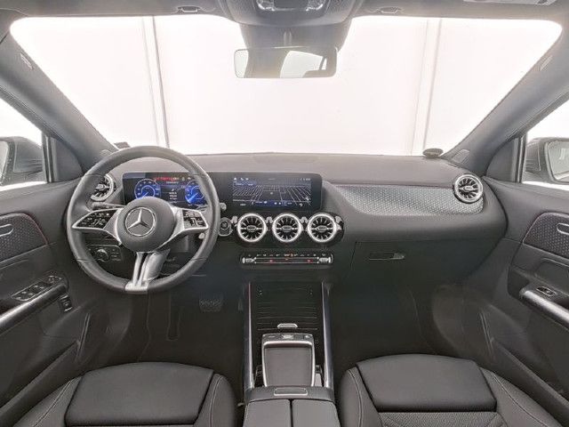Mercedes-Benz EQA 300 4MATIC