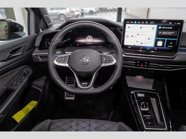 Volkswagen Golf DSG Golf VIII R-Line