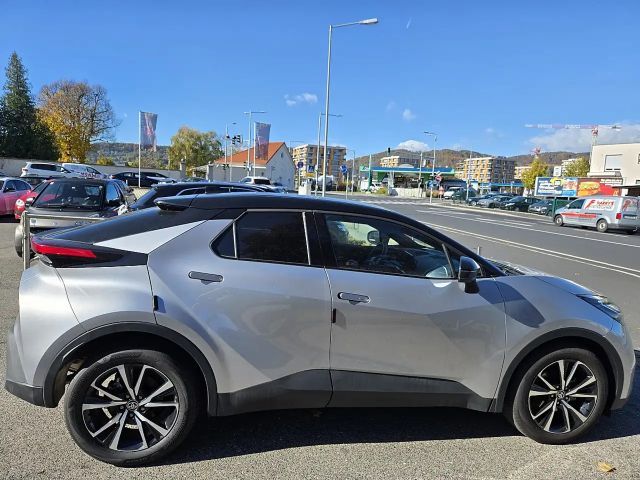 Toyota C-HR Active Hybride