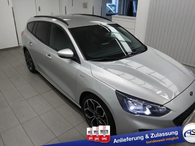 Ford Focus ST Line Wagon