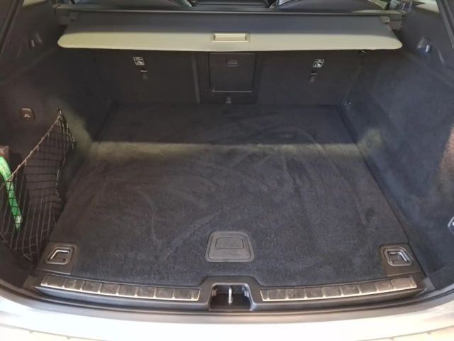 Volvo XC60 Dark Plus