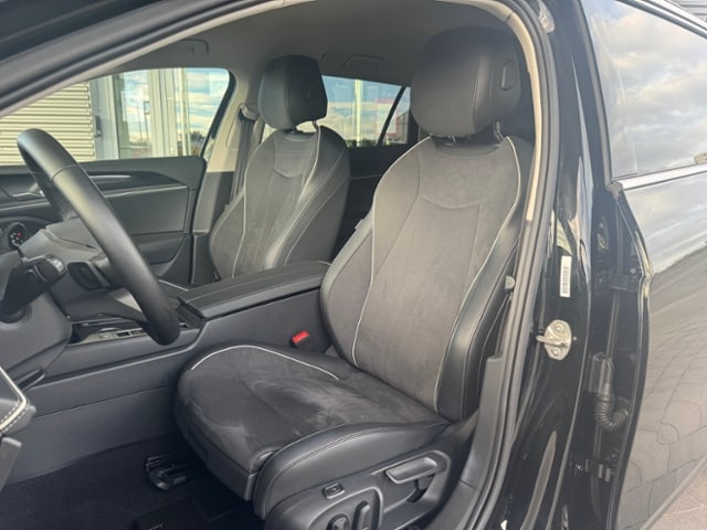 Volkswagen Passat 1.5 eTSI DSG IQ.Drive Variant