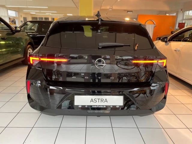 Opel Astra Edition