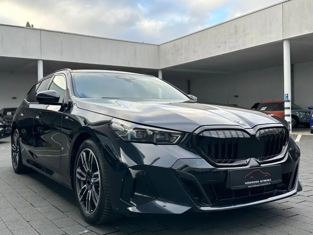 BMW 520 520d M-Sport Touring xDrive