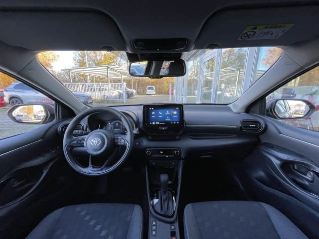 Toyota Yaris Hatchback Hybride VVT-i