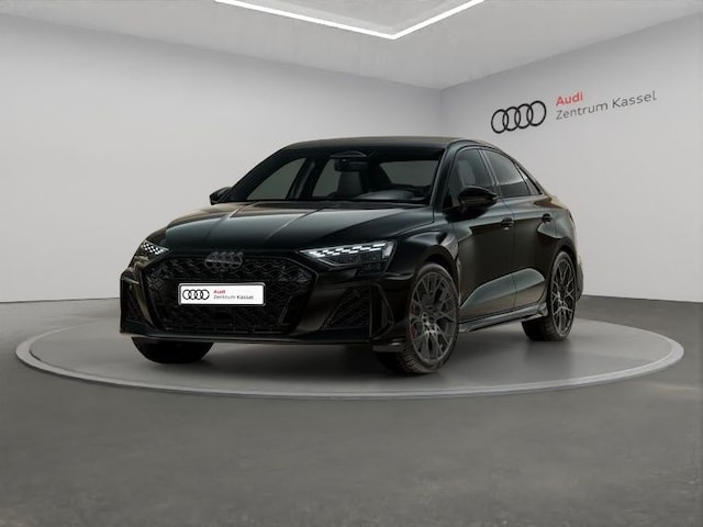 Audi RS3 Quattro S-Tronic Sedan
