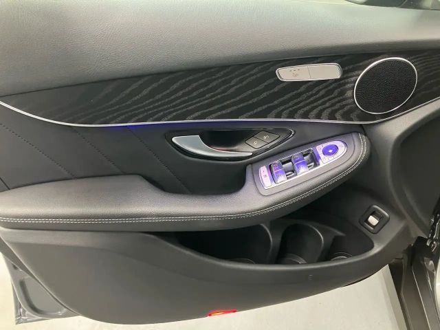 Mercedes-Benz GLC 300 4MATIC AMG Line