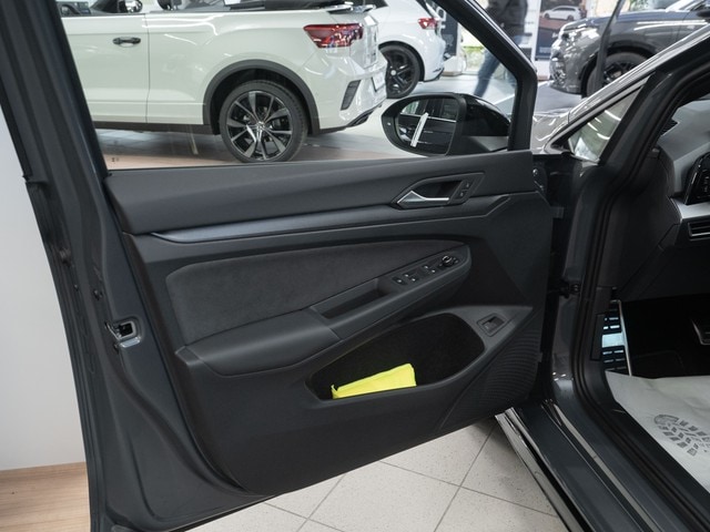 Volkswagen Golf DSG R-Line Style Variant