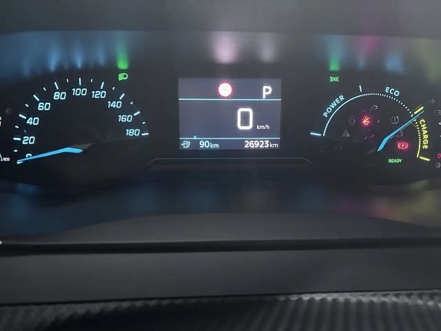 Peugeot E-2008 Active Pack