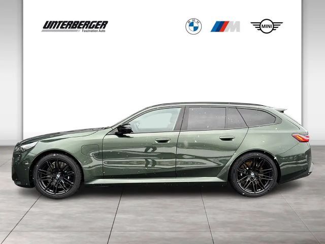 BMW M5 Touring * Ind. Malachitgrün | Comfort Paket | AHK