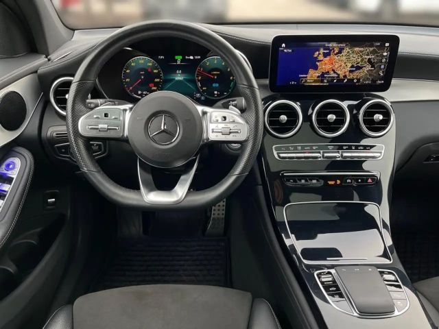 Mercedes-Benz GLC 300 4MATIC AMG Line