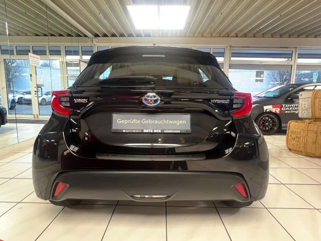 Toyota Yaris Comfort Hybride Team D