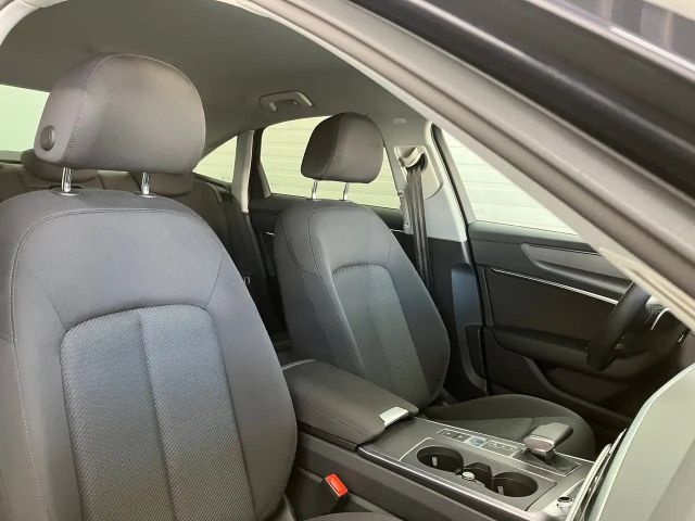 Audi A6 40 TDI Sedan