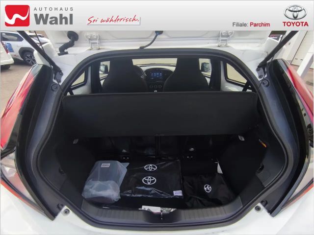 Toyota Aygo X 1.0 VVT-i Play