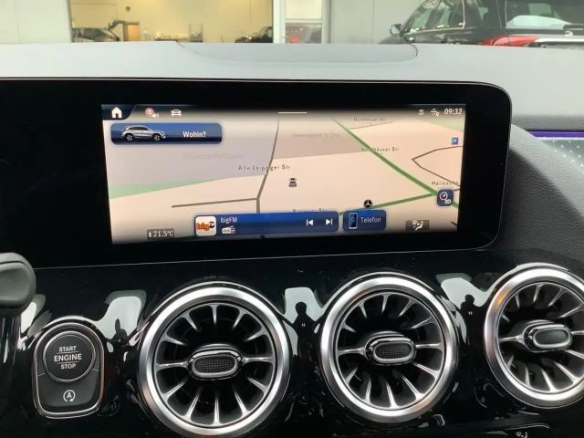 Mercedes-Benz GLA 220 4MATIC Progressive