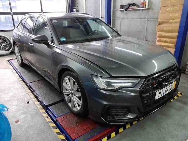 Audi S6 Avant Quattro