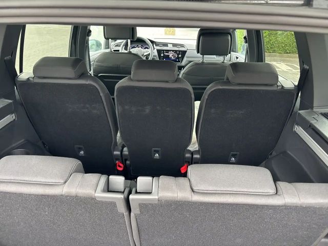 Volkswagen Touran DSG Highline