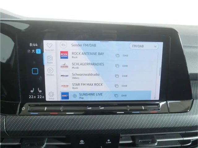 Volkswagen Golf 1.5 eTSI DSG R-Line Variant