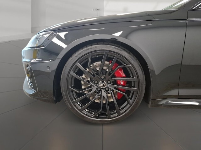 Audi RS4 Avant Quattro