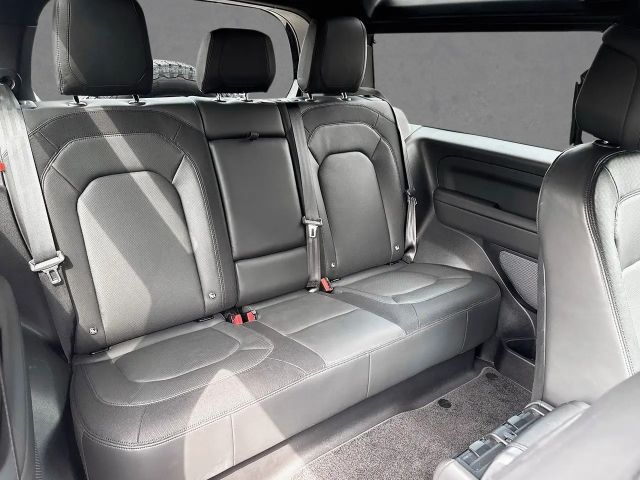 Land Rover Defender 90 D200 Dynamic HSE