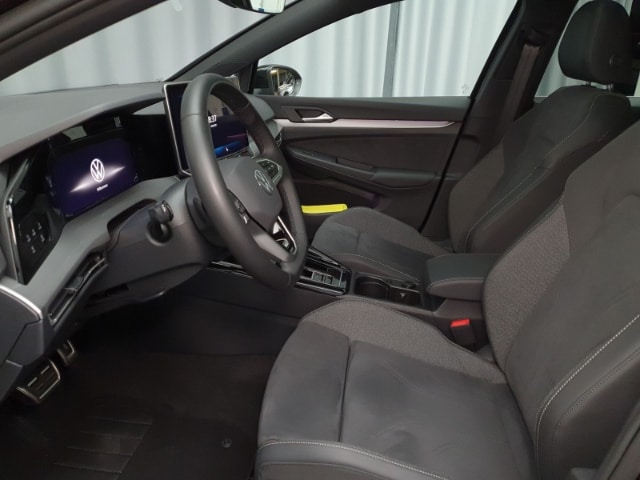 Volkswagen Golf 1.5 eTSI DSG