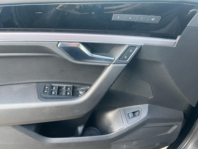 Volkswagen Touareg Touareg R-Line 3,0 V6 TDI AHK schw+Headup+Sitzbe