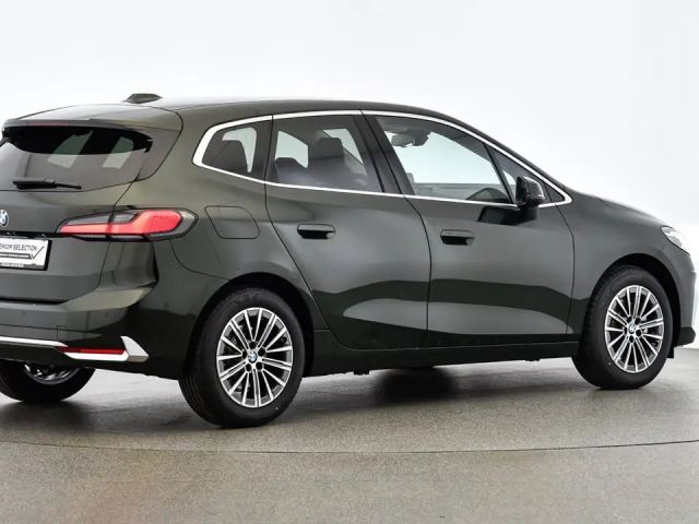 BMW 218 218d Active Tourer Sedan