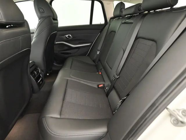 BMW 320 320d Touring xDrive