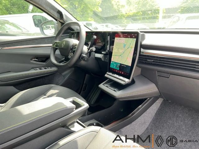 Renault Scenic E-Tech Iconic