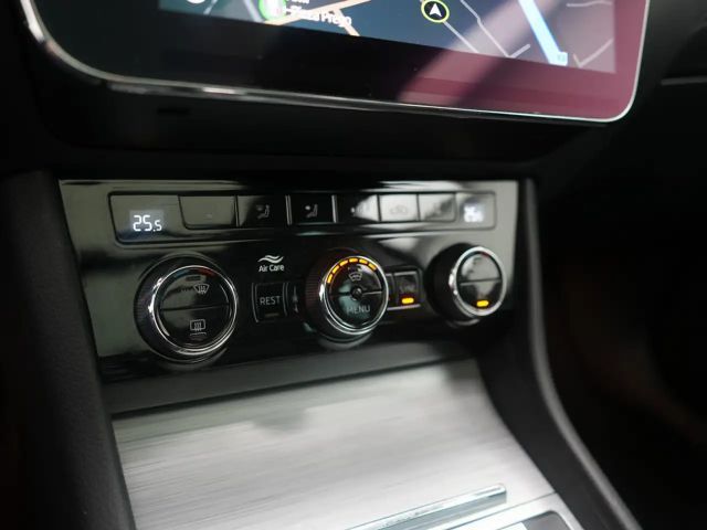 Skoda Superb Ambition Combi iV