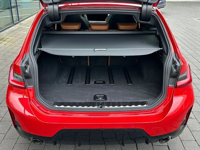 BMW 320 320d M-Sport Touring xDrive