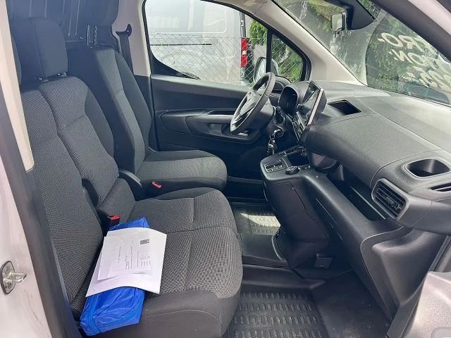 Opel Combo Combo Cargo - e Basis 50kwh e.Nutzlast nto. 19....