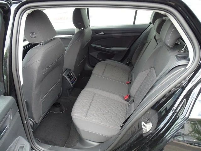 Volkswagen Golf 1.5 eTSI Business DSG Life