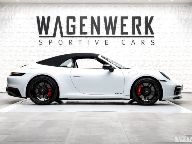 Porsche 992 Cabrio Carrera GTS