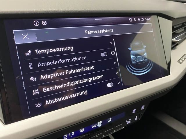 Audi Q4 e-tron Klima Navi Rückfahrkamera Sitzheizung Fenster el.
