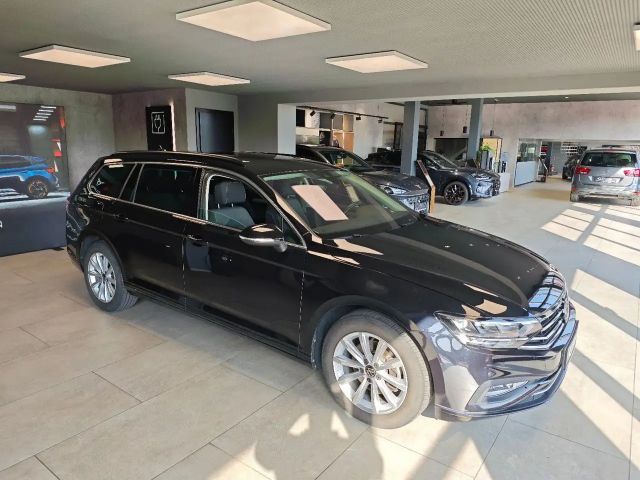 Volkswagen Passat 2.0 TDI Business DSG Variant
