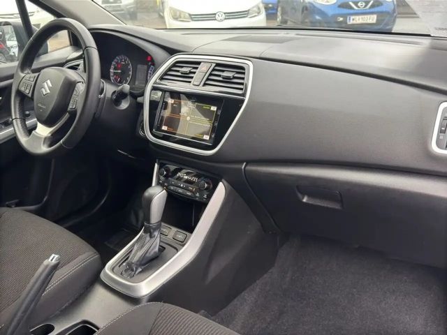 Suzuki SX4 S-Cross Hybrid Shine