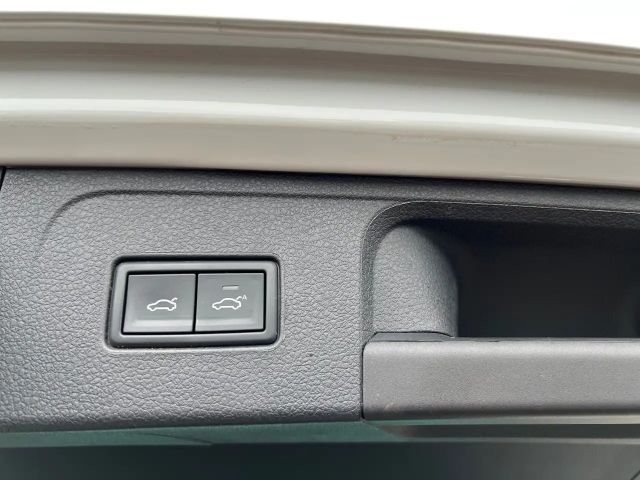 Volkswagen Passat DSG GTE Variant