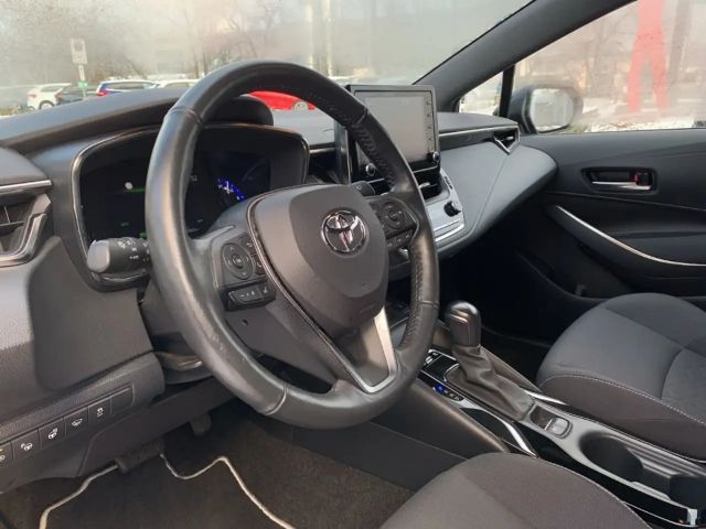 Toyota Corolla Hybride Team D