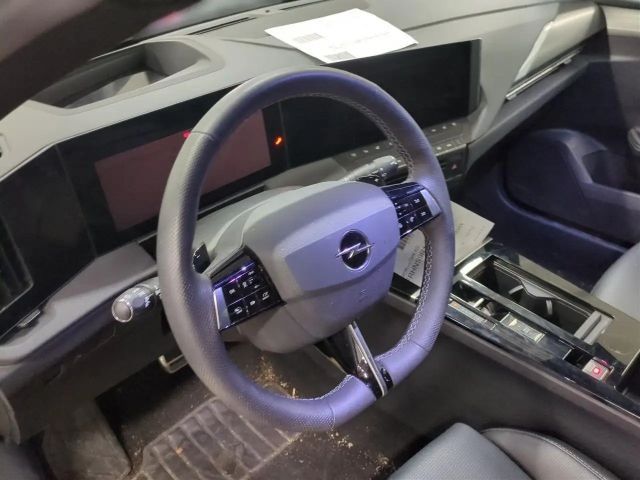 Opel Astra Sports Tourer Ultimate