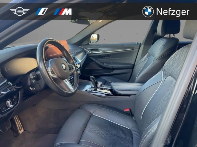 BMW 540 540d M-Sport Touring xDrive