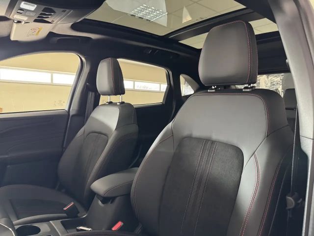 Ford Kuga Hybrid ST Line X