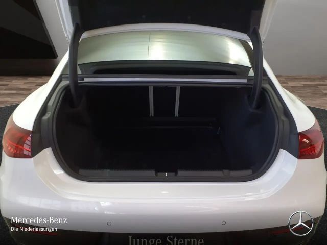 Mercedes-Benz EQE 350 AMG Line Sedan