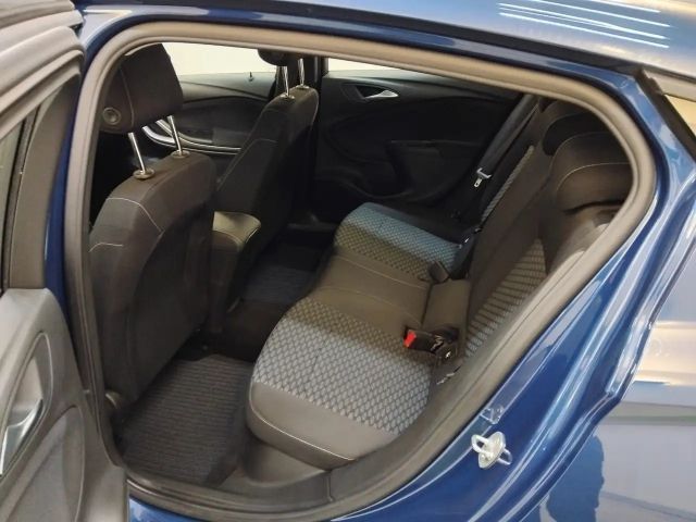 Opel Astra 1.2 Turbo Edition Turbo