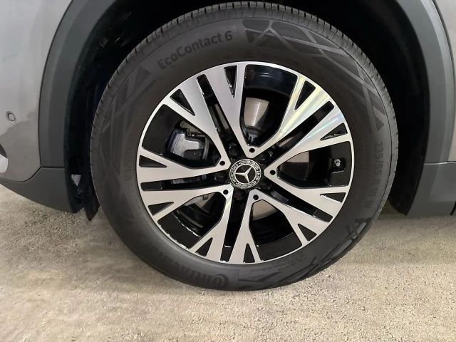 Mercedes-Benz GLA 220 4MATIC GLA 220 d