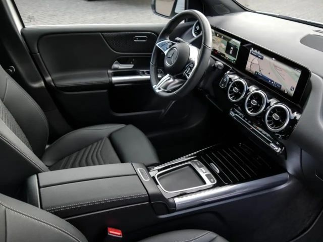 Mercedes-Benz B 180 Progressive