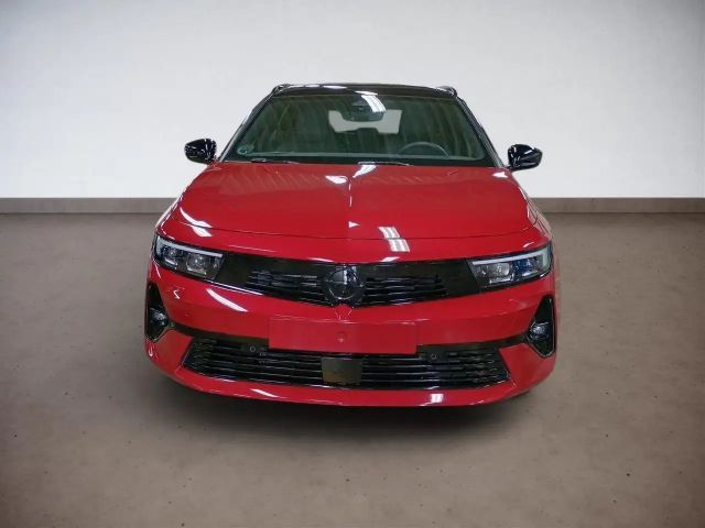 Opel Astra Sports Tourer Ultimate