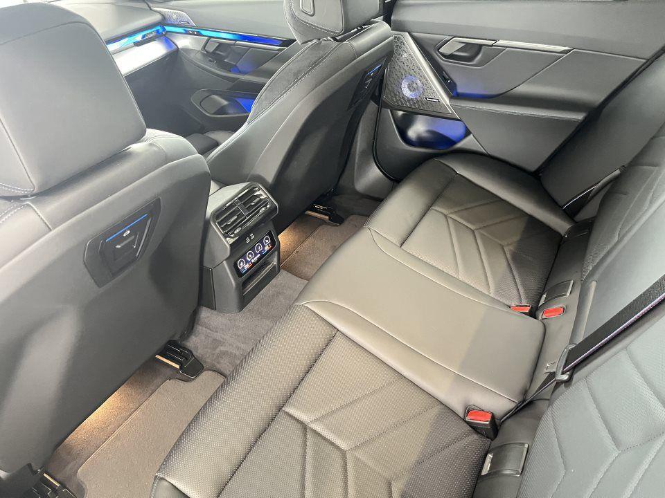 BMW i5 Touring eDrive40