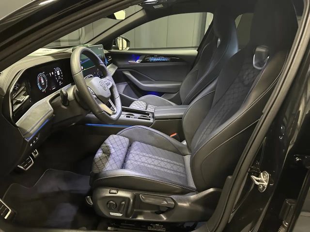 Volkswagen Passat 4Motion R-Line Variant